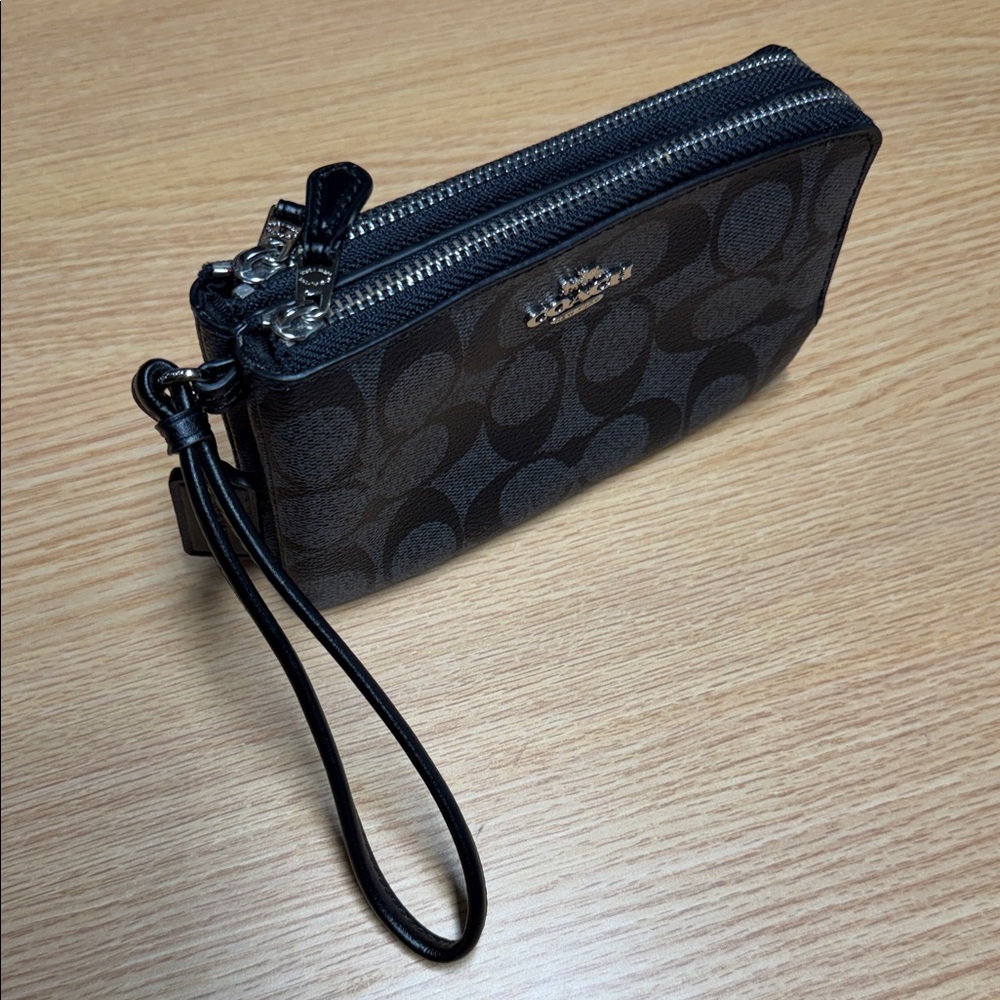 Coach Black Leather Signature Double-Zip Wristlet